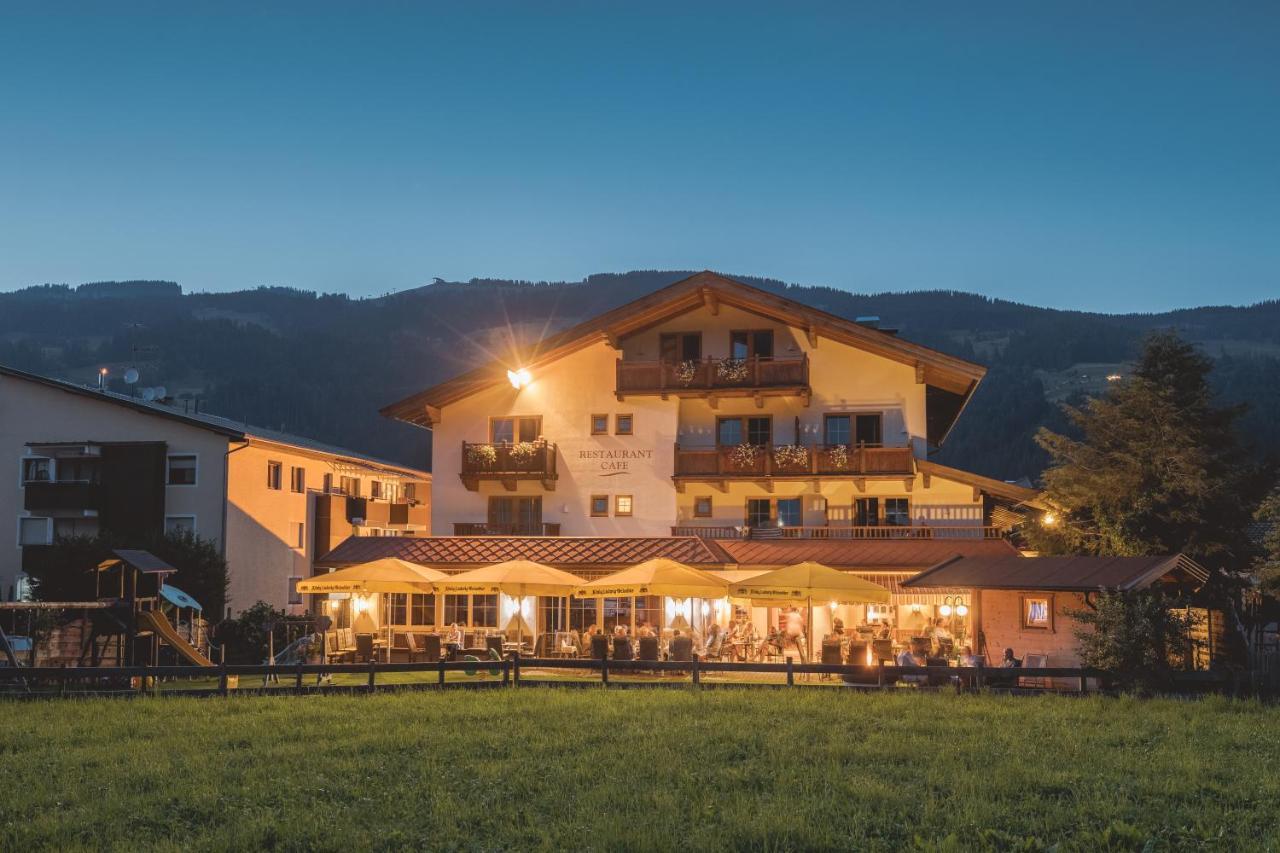 Loipenstubn Hotel Brixen im Thale Exterior foto