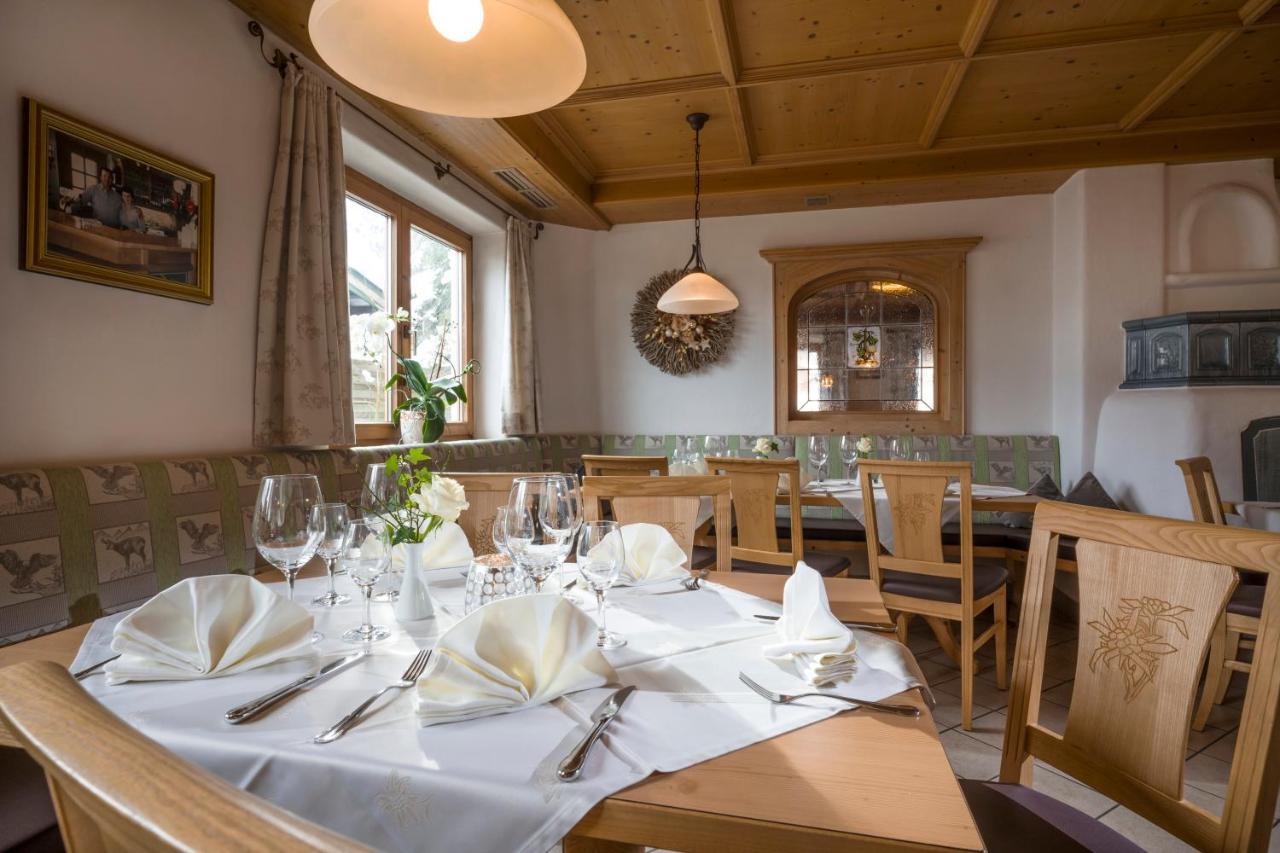 Loipenstubn Hotel Brixen im Thale Exterior foto